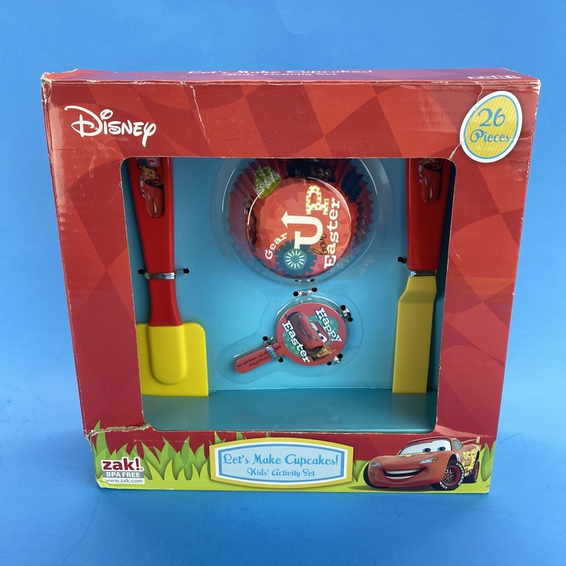 DISNEY* LET’S MAKE CUPCAKES! Kid’s ACTIVITY SET ~ 26 Pieces ~ ZAK! & BPA FREE