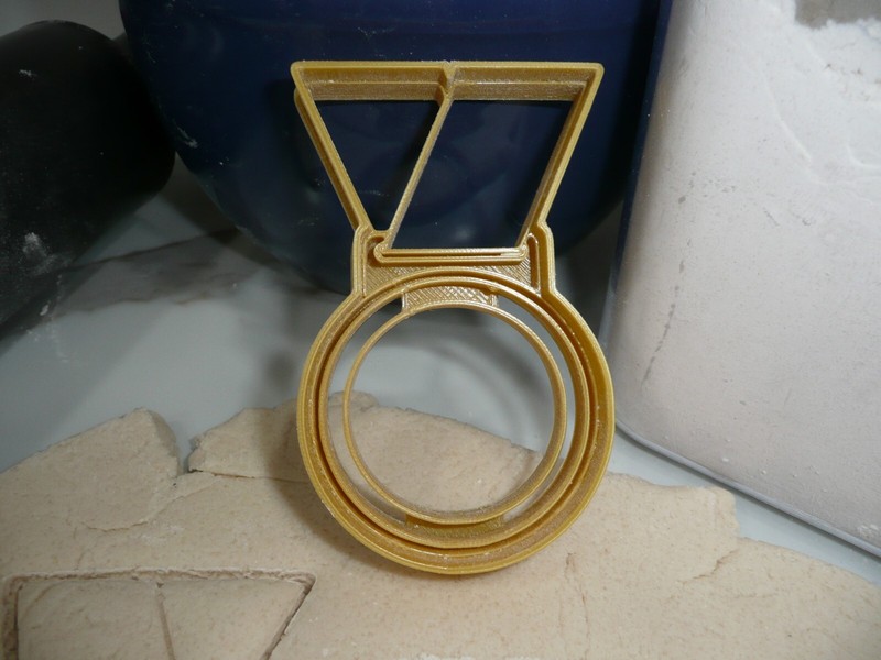 MEDAL AWARD WINNER SPORTS COOKIE CUTTER MADE IN USA PR5434 gallery
