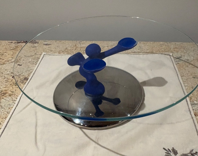 Alessi Bimboveloce Running Man Cake Stand Mattia Di Rosa Italy Blue Resin Glass gallery