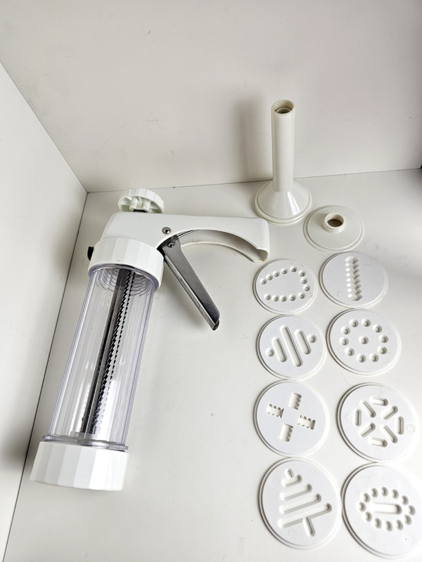 New Kitchen Mate Cookie Press House of Lloyd (Missing Tips) gallery