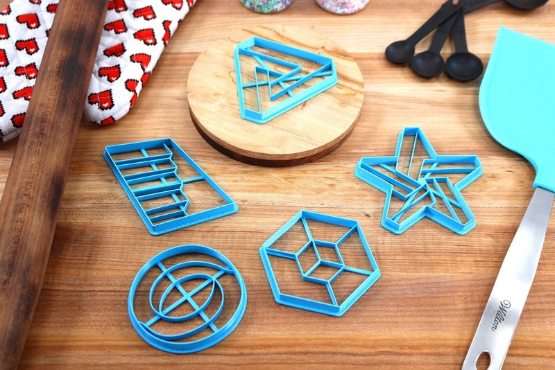 Optical Illusion Cookie Cutters - Disappearing Stairs, Double Cube, Magic gallery