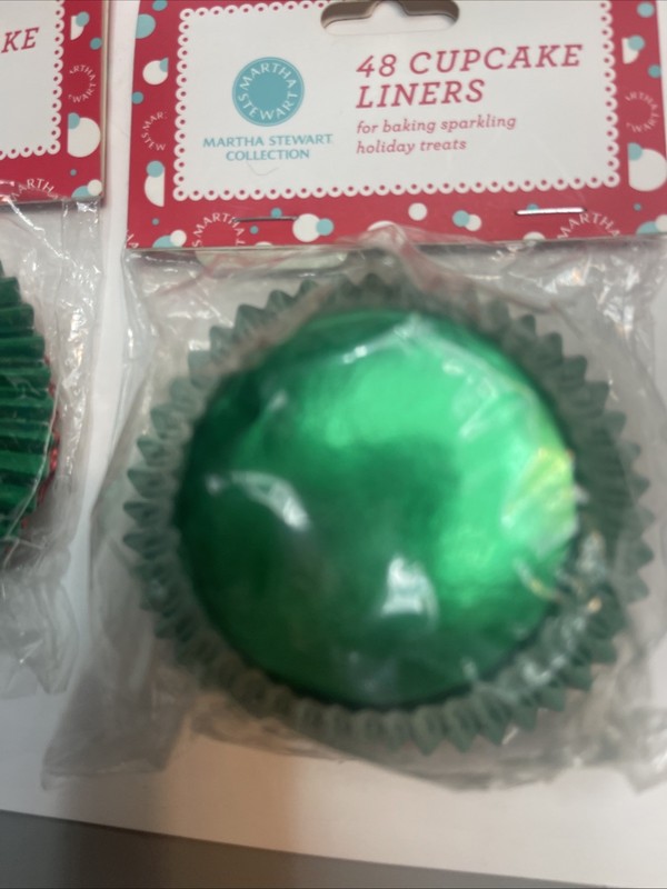 Martha Stewart, Wilton Christmas Cupcake Paper Liners Baking 540 Pieces New gallery