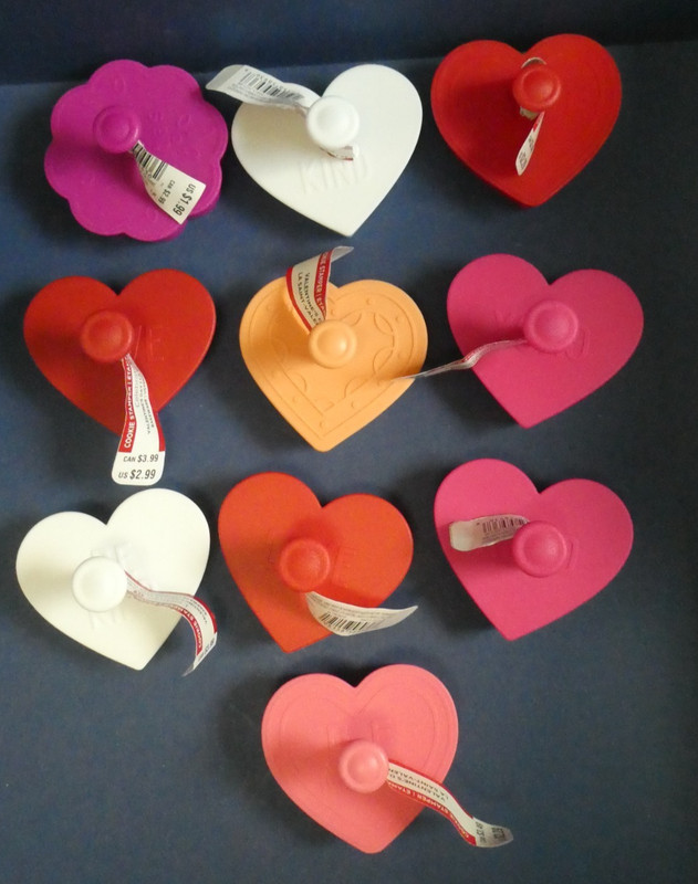 NEW, UNUSED LOT OF 10 VALENTINE'S DAY 3" COOKIE STAMPERS - 9 HEARTS + FLOWER gallery