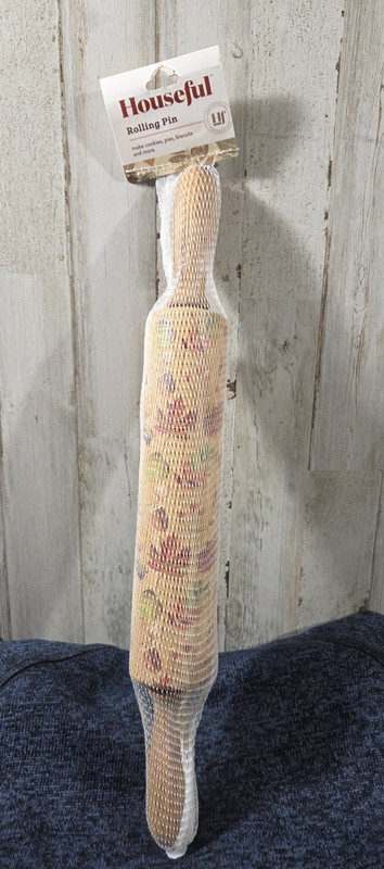 Houseful Wooden Rolling Pin with Rotating Fall Leaves 16"
