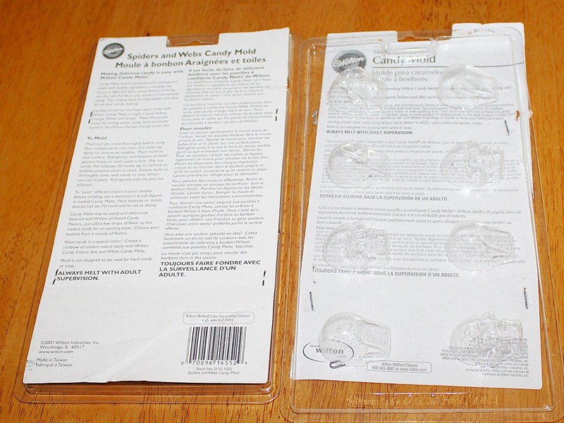 Wilton ~ WILTON SKULLS (2115-1421) and SPIDERS & WEBS (2115-1552) Candy Mold Set gallery