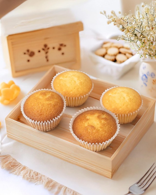 Sustainable Cupcake Liners - 200 Count, Ideal for Parties and Celebrations gallery