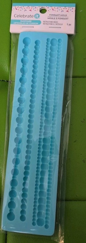 Silicone Fondant Bubble Dots 8" X 2" NEW Celebrate It