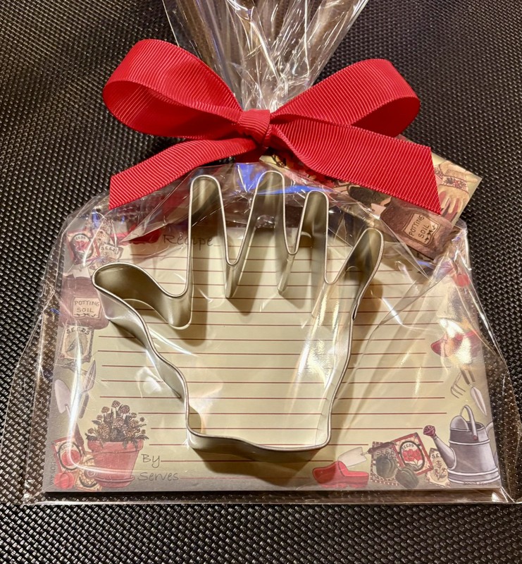 Gardening Recipe Cards Cookie Cutter Gift Set gallery