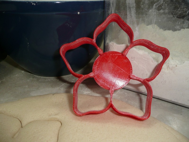 MONSTER HEAD OR POINTED PETAL FLOWER COOKIE CUTTER MADE IN USA PR4934 gallery