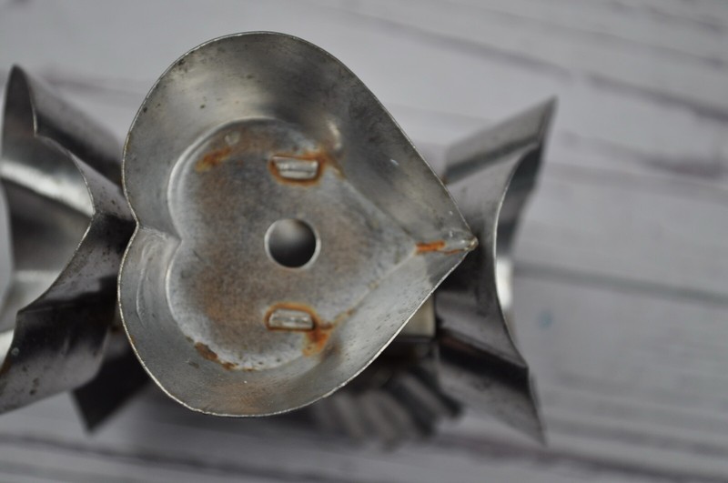 Vintage Cookie Cutter DRGM Metal Made in Western Germany No Handle gallery