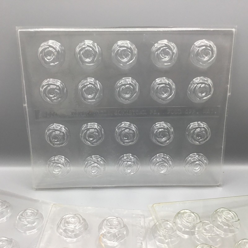 A 119 Small Open Rose Flower Chocolate Candy Soap Mold set of 4