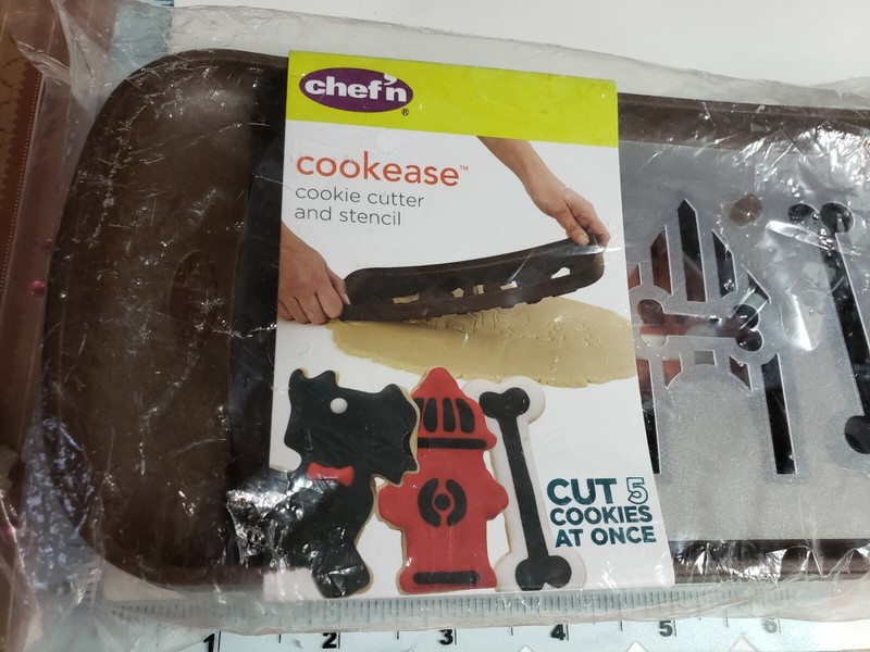 NEW Chef'n Cookease Cookie Cutter & Stencil Dogs Bone Hydrant gallery