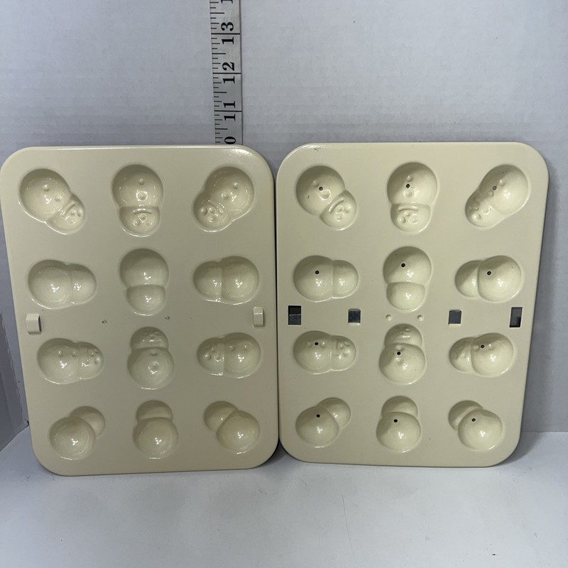 Vintage Nordic Ware Snowmen Cake Pop Mold Metal Interlocking Trays Christmas gallery