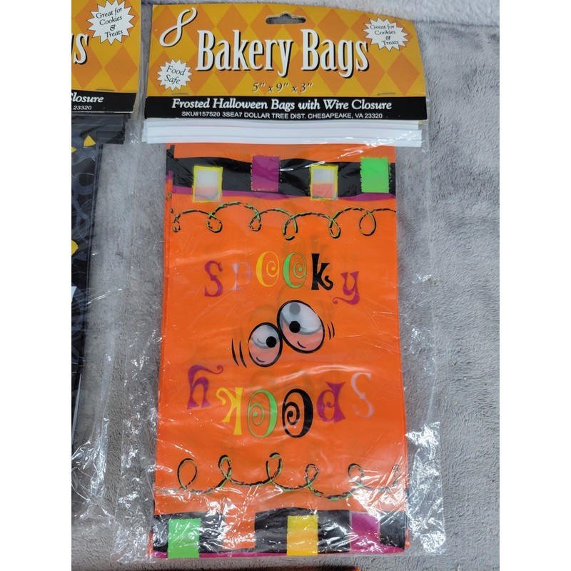 Halloween Bakery Bags Frosted Spooky Eyes Treat Cookie Bags with Wire Closure gallery