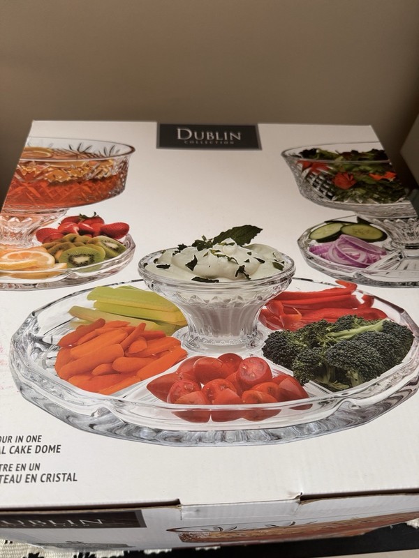 Shannon Crystal Pedestal 4 in 1 Cake Plate with Dome Cover Dublin Collection gallery