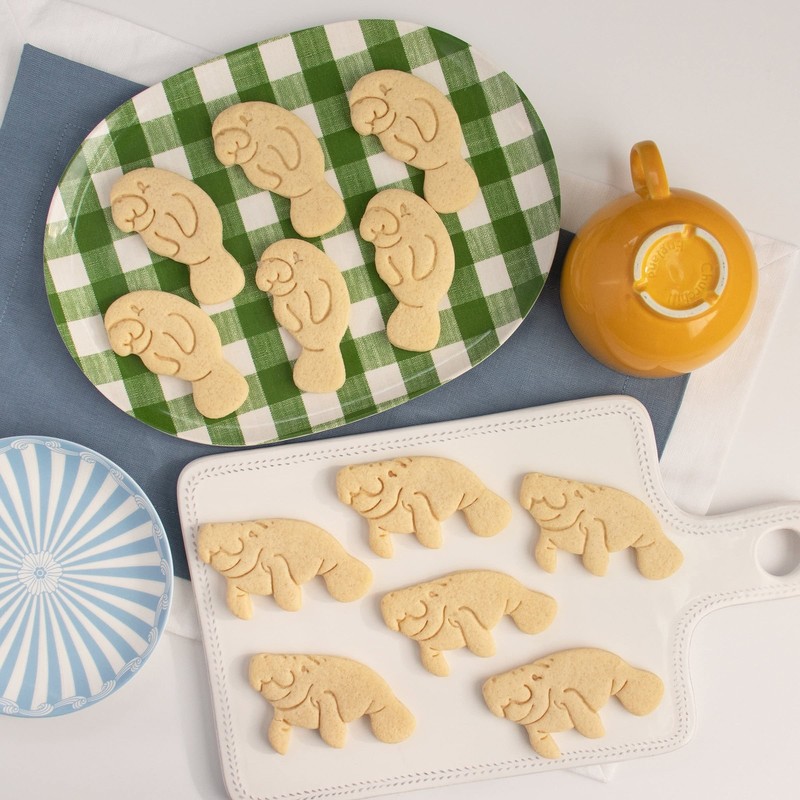 Set Of 2 Manatee Cookie Cutters Designs Cute Realistic 2 Pieces - Bakerlogy gallery