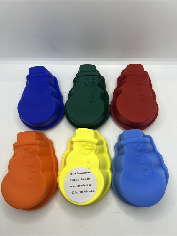 Set Of 24 Snowman Silicone Cupcake Holders