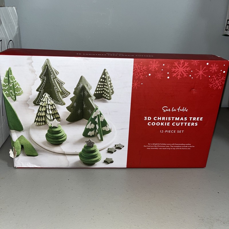 Sur La Table 3D Christmas Tree Cookie Cutters 10 Piece Set EUC