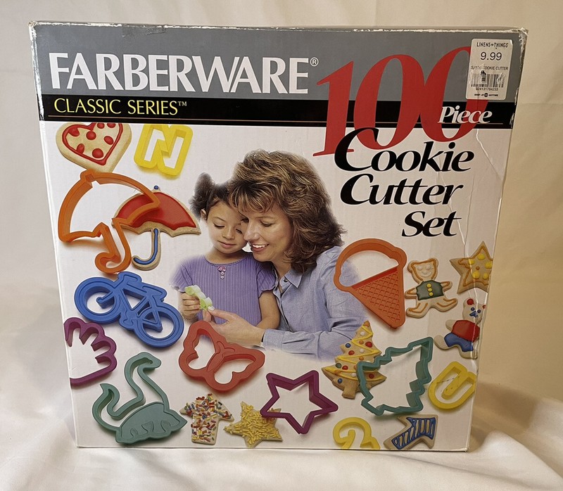 Farberware Cookie Cutter 100 (98) Piece Baking Shapes Symbols 2″ 3″ 4″ Sealed!!