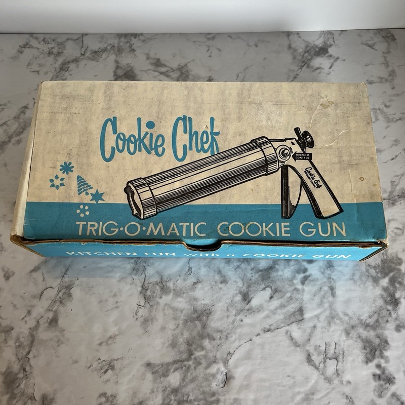 Vintage Cookie Chef Trig‑A‑Matic Cookie Gun – Original Box – Missing One Disc