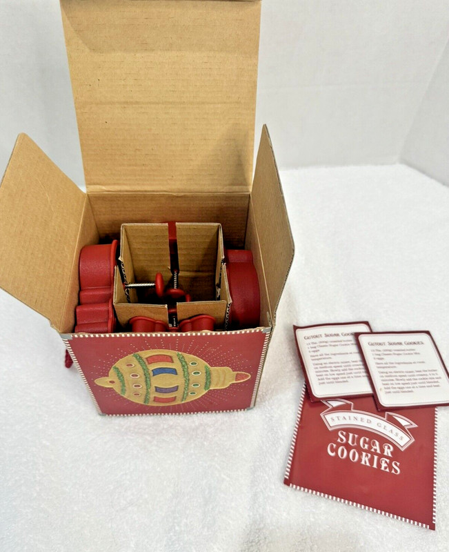 Williams Sonoma Cookie Cutters Stained Glass Christmas Holiday Ornaments NIB! gallery