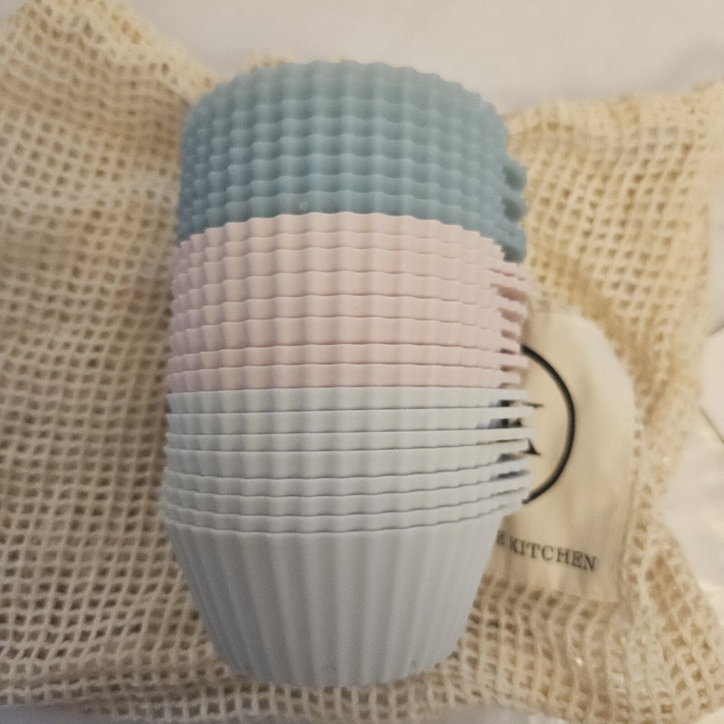 The Silicone Kitchen Reusable Silicone Baking Cups Multi Colored 3" gallery