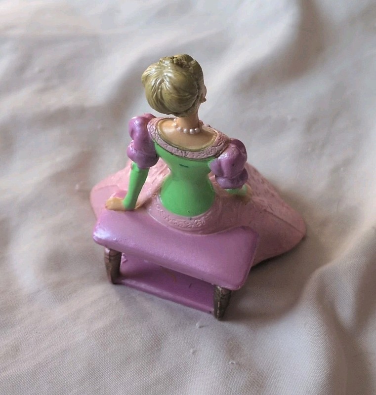 VTG Barbie Blonde Princess Sitting On Bench Figure Cake Topper 3" Mattel 2000 gallery