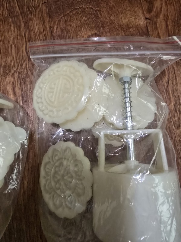 Plastic Mooncake Press and Stamp Set—Floral Patterns (2-Piece Set) and a gallery