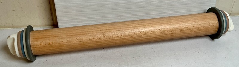 Figmint Adjustable Wooden Rolling Pin w Measurement Guide & Thickness Rings Exc gallery