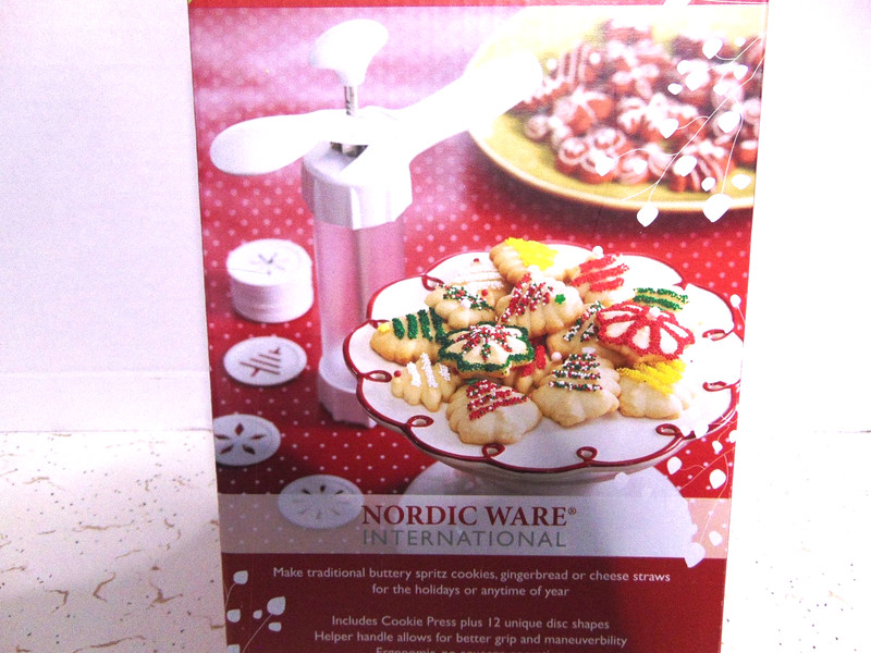 New- Nordic Ware International Spritz Cookie Press Set 12 Shapes -Sealed!