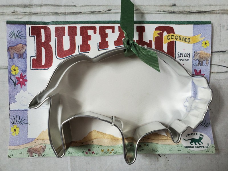 Vintage Purple Puma Cookie Co Patricia Lynne Bradley Buffalo Cookie Cutter NEW