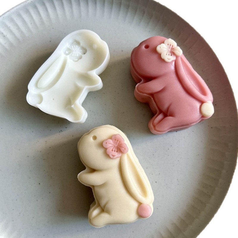 20g Rabbit Shaped Plastic Mooncake Moulds Mooncake Stamps DIY Baking Accessories gallery