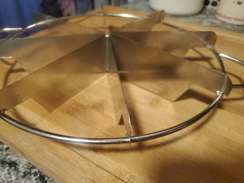 Unbranded 8 Cut Pie Cutter - Restaurant Quality gallery
