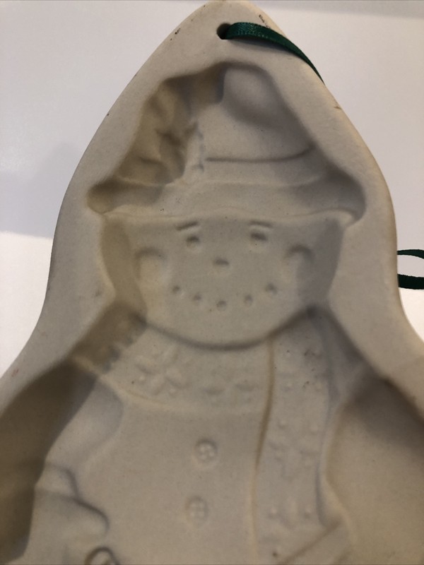Vintage Longaberger Pottery 1997 Christmas Snowman Cookie Mold 7.5”