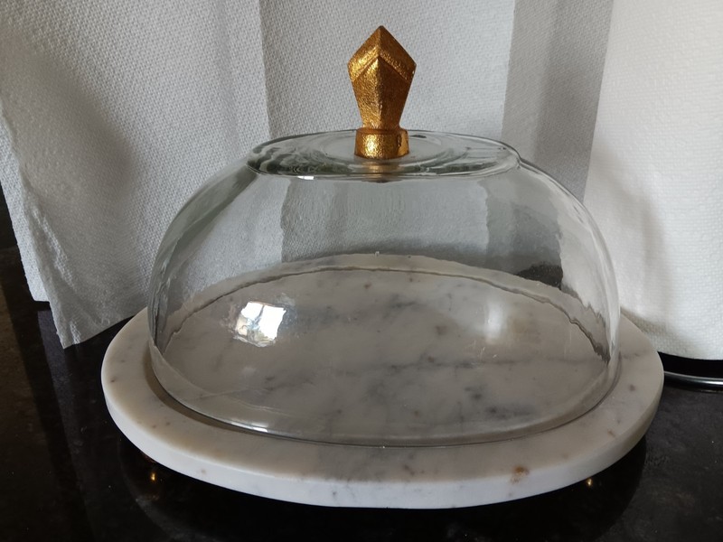 Oval Marble Cake/Cheese Plate With Feet & Glass Dome & Gold Metal Handle