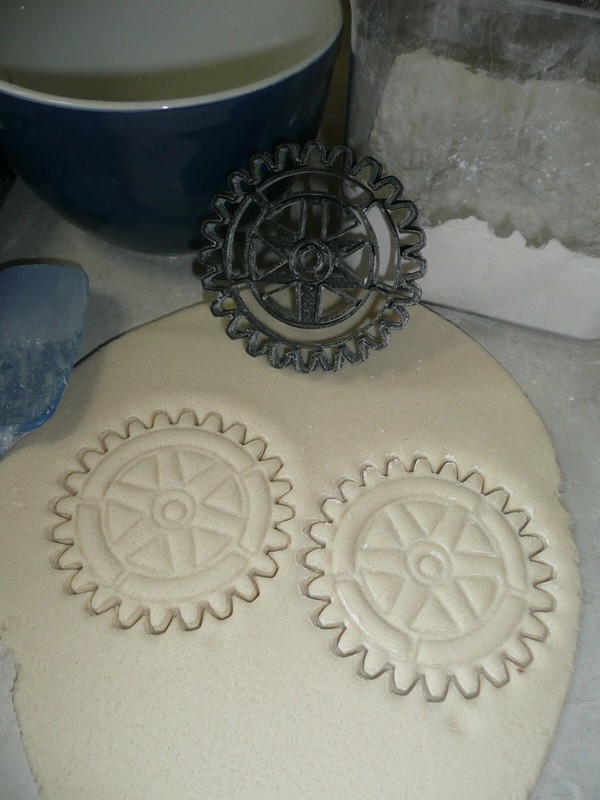 MONSTER TRUCK TIRE DETAILED HEAVY DUTY COMPETITION COOKIE CUTTER USA PR3552 gallery