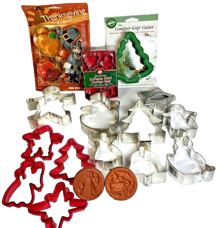 Cookie Cutter Lot of 25 mixed Cookie Cutters Thanksgiving Christmas Halloween
