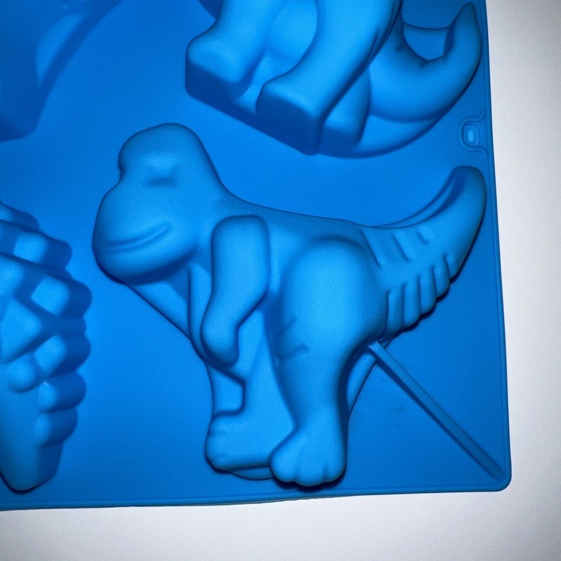 6-cavity Rectangular Silicone Mold Dinosaur Designs Blue gallery