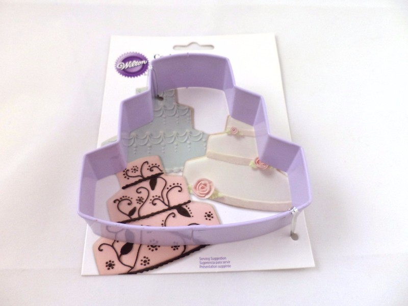 WILTON WEDDING BIRTHDAY CAKE BREAD METAL COOKIE CUTTER PARTIES SHOWER USA SELLER
