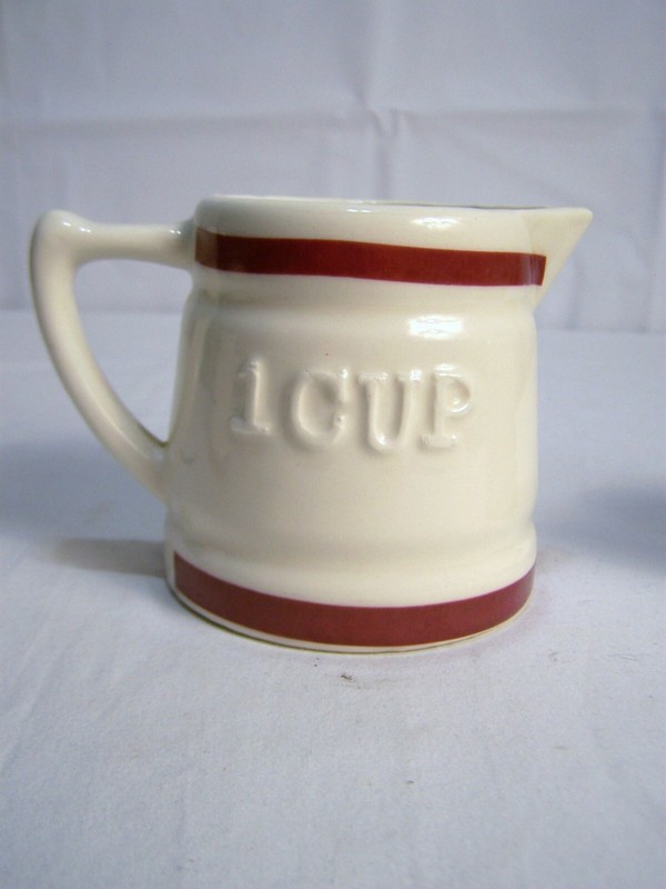4 Piece Debbie Kingston Measuring Cups gallery