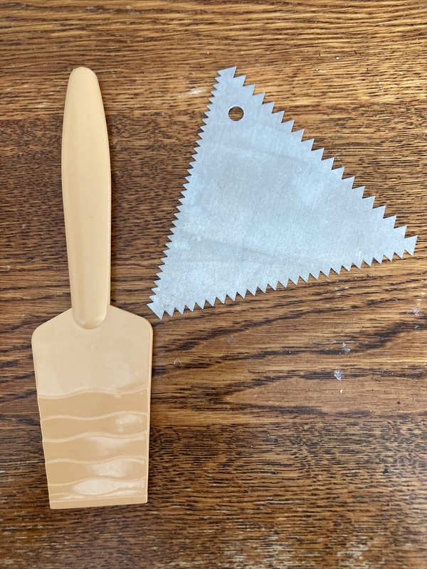 VTG ATECO Decorating Comb # 1446 & Pampered Chef Tool, Sold As Is, No Return gallery