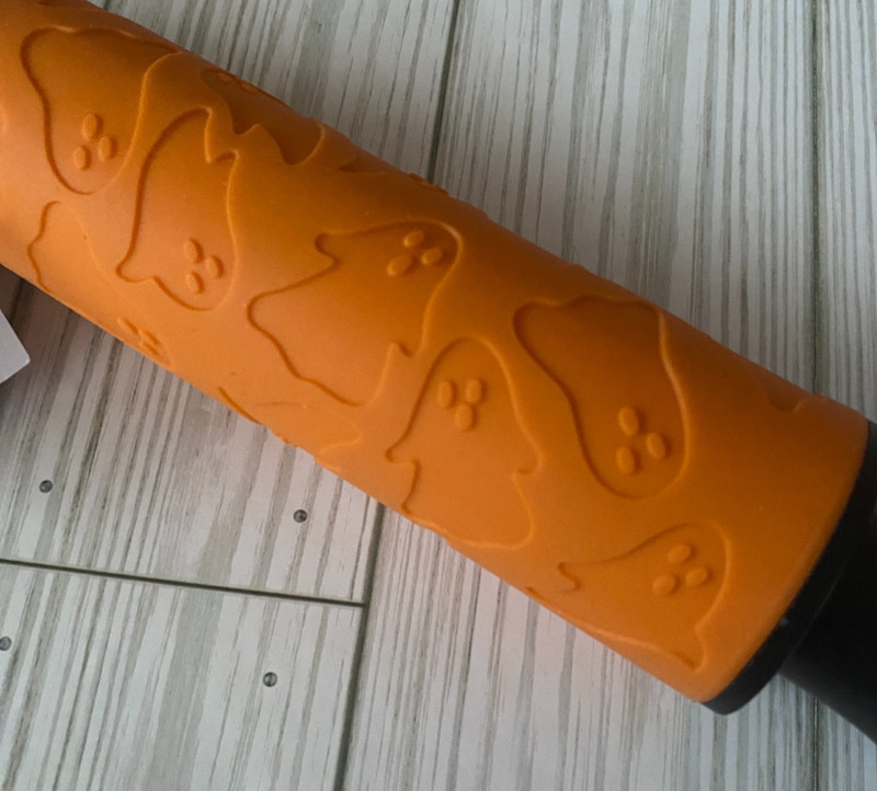 MAKERY Halloween Silicone Molds and Textured Rolling Pins gallery