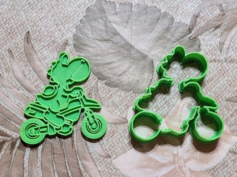 Mario Kart Yoshi Cookie Cutter/Mario Kart Cookie Cutter/Fondant Cutter/Playdoh C