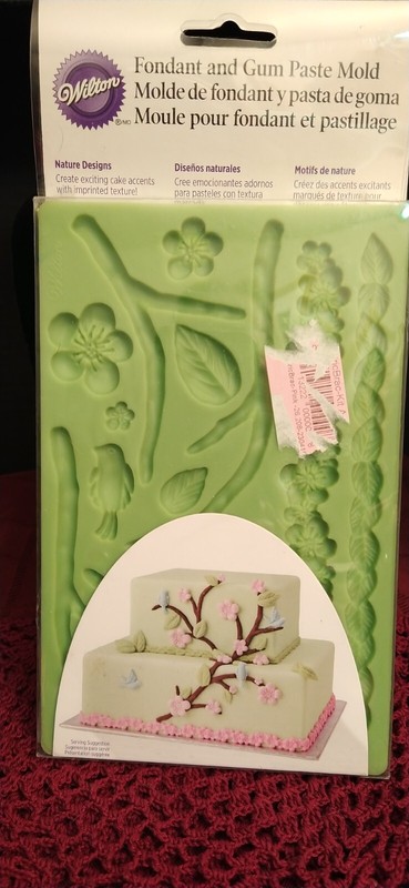 Wilton Fondant and Gum Paste Mold, Flowers, Birds, Branches, Leaves