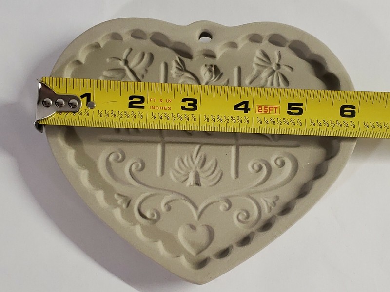 Pampered Chef Gardens of the Heart 2896 Art Stoneware Cookie Mold 1996 6" Baking gallery