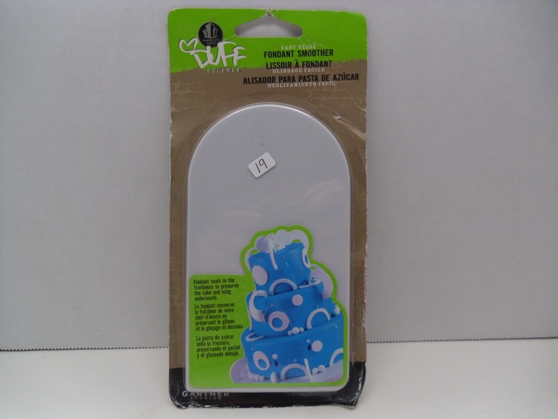 Gartner Studios Duff Goldman Fondant Smoother NIP