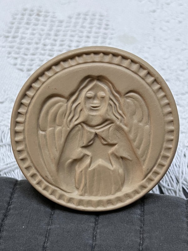 RARE Brown Bag Cookie Art Press Mold Heavenly Angel #11 Hill Designs 1995 gallery