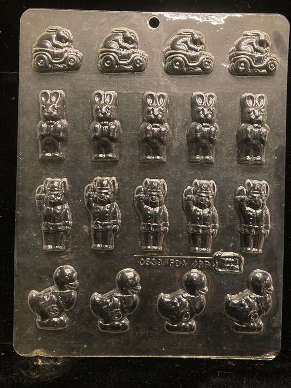 53+ plastic chocolate candy molds for all occasions. gallery