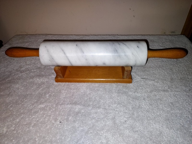 Vtg. White & Gray Marble Rolling Pin w/Wooden Handles – 5LB. – 18″ & Stand