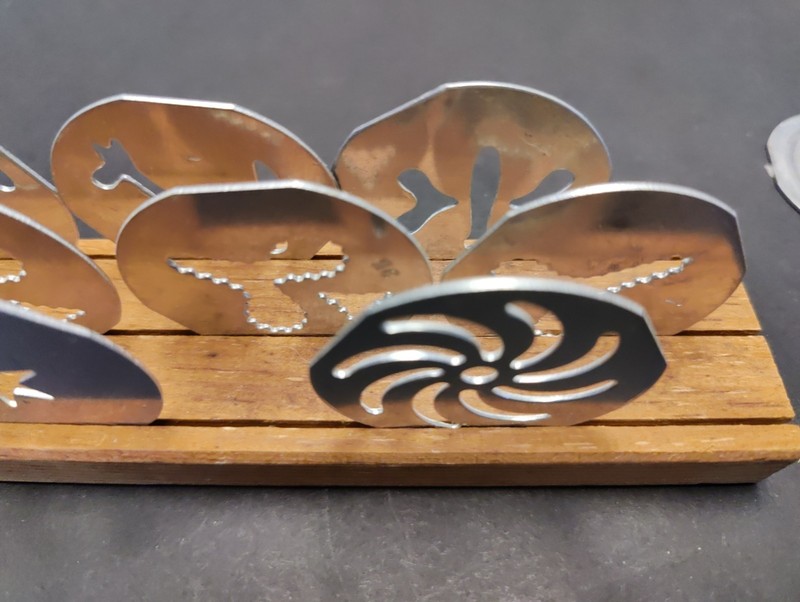 Vintage MIRRO Aluminum Cookie Press Pastry -3 Tips -12 Discs Decorator Set -Wood gallery